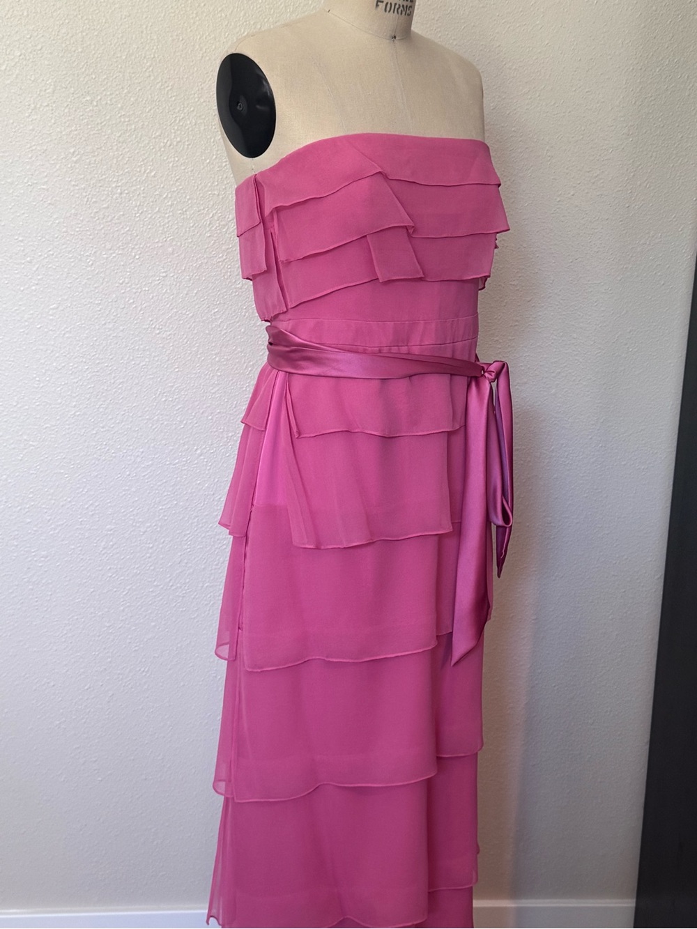 Kay Unger Strapless Layered Ruffle Pink Gown
